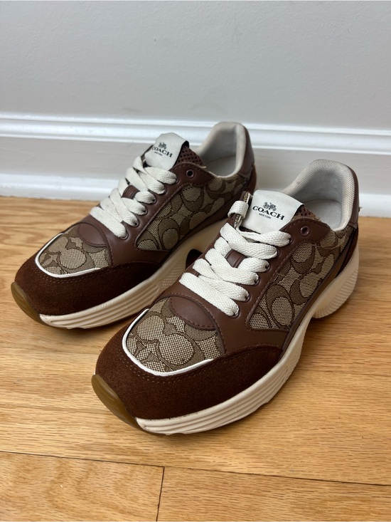 Coach Shoes - Coach C152 Tech Runner Signature Jacquard Brown Sneakers in Women’s Size 5.5